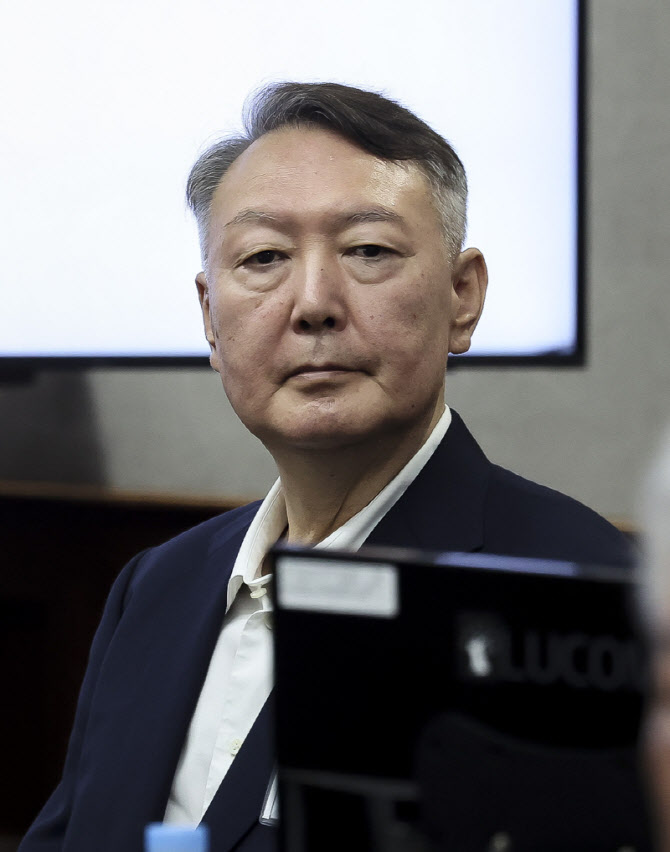 윤석열 "19일 선고일 반드시 출석…나라 온전히 회복될 것"