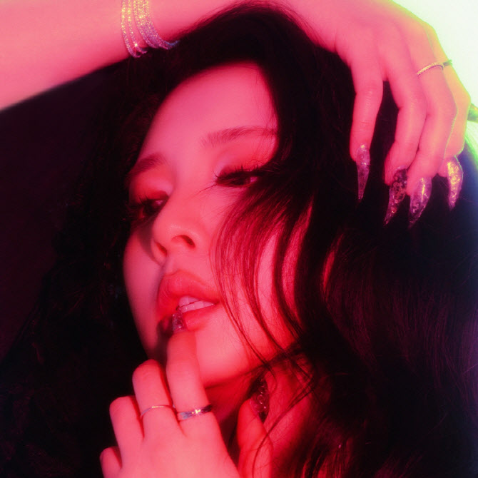 혼성그룹 카드 전지우, 오늘 데뷔 후 첫 솔로 출격
