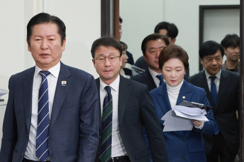 정청래 "합당 투표 못해 당원께 죄송…지선 승리 위해 총단결"
