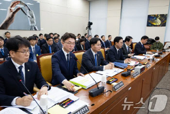 배경훈 부총리 "KT 이사회 의혹 인지…후속 조치 투명하게 진행"