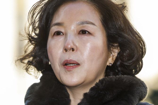 `김경 금품 로비` 수사 전방위 확대…與 관계자 줄줄이 소환