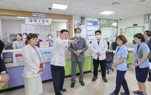 설 연휴 국립묘지 참배 셔틀 증차한다…보훈병원 응급실도 24시간 운영