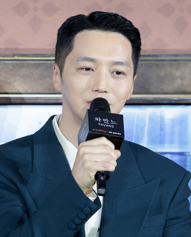 변요한, ♡티파니 영과 결혼 언급..."응원주신 만큼 잘 살겠다"