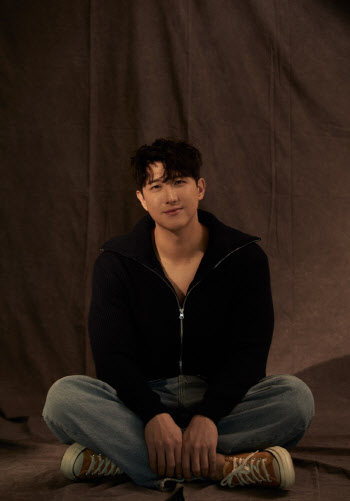 황재균, 강호동·전현무와 한솥밥… SM C&C와 전속계약 