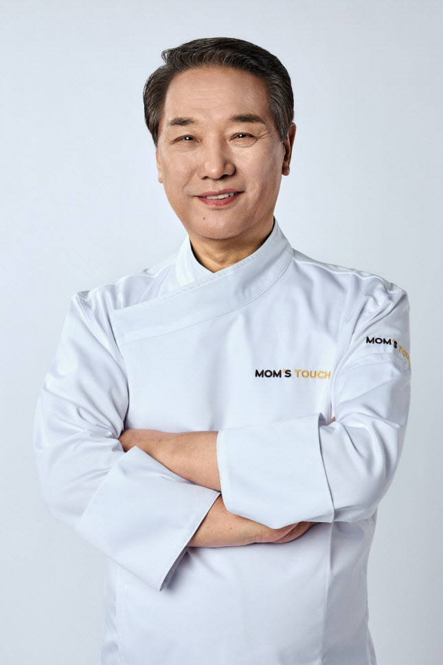 맘스터치, ‘후덕죽 셰프 컬렉션’ 3월 전격 출시 예고