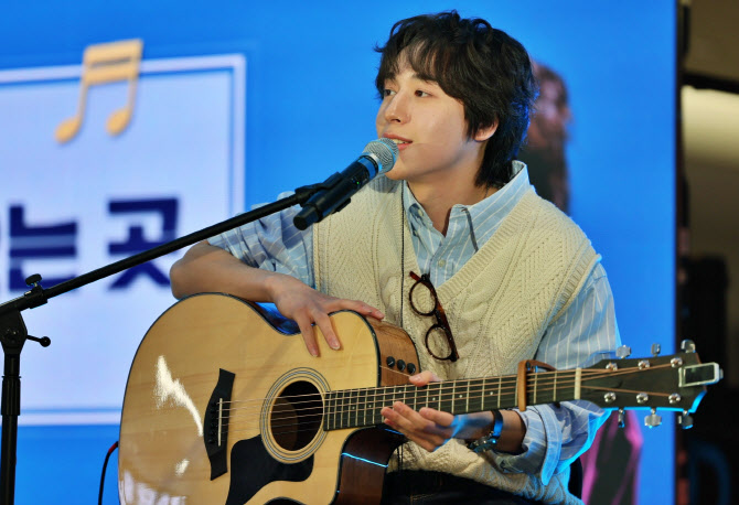 우리다문화장학재단, ‘우빌라’ 이지훈 출연 연말 미니콘서트