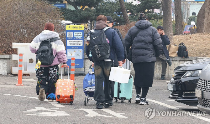 설 연휴 첫날 포근…수도권 미세먼지 ‘매우 나쁨’