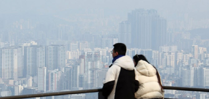 다주택자 압박 수위 높이는 李..."투자·투기에 금융혜택은 문제"