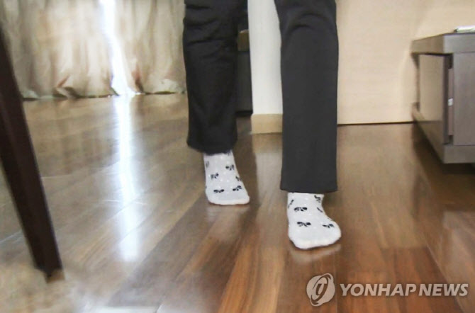 '층간소음 항의' 4살 아이에게 버럭한 20대…법원 "아동학대 무죄"
