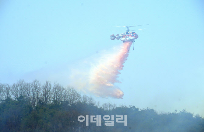 경북 청도 산불…산림청 화재 원인 파악 중