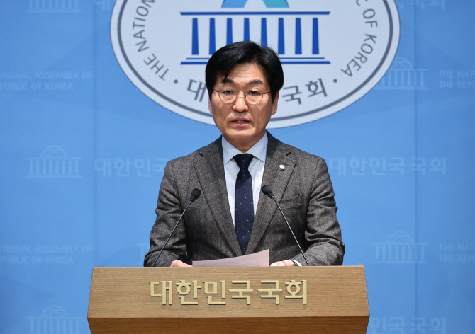 박해철 민주당 대변인 "부동산 가격 정상화, 시장안정 신호 '분명'"