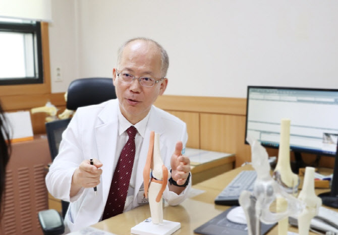 조용히 닳는 무릎 연골,  초기 관절염이라면 ‘이렇게’ 관리해야