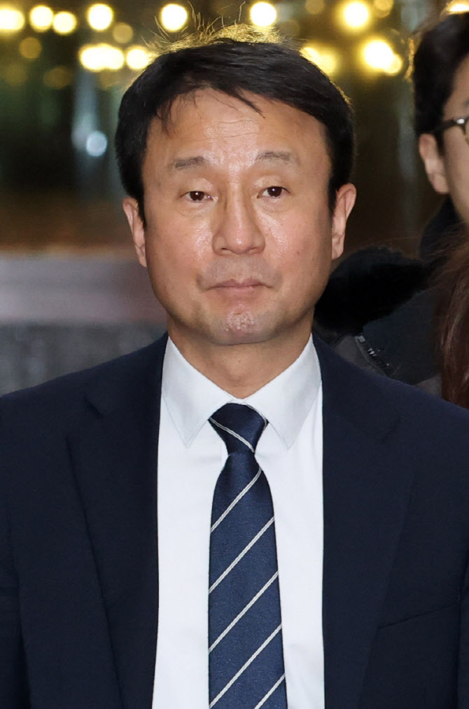 [포토]의장실 향하는 한병도 더불어민주당 원내대표