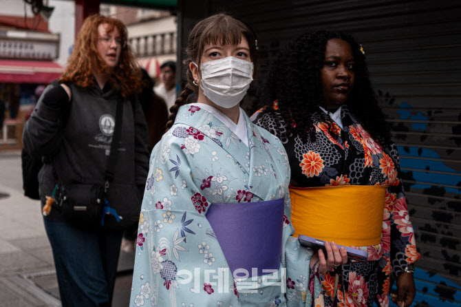 “日서 홍콩 관광객 폭행당해”…中, 또 ‘일본 가지 말라’ 경고