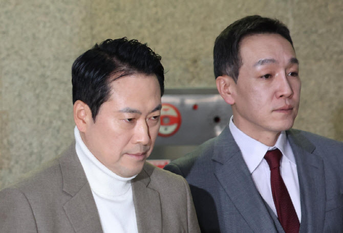[포토]장동혁-김민수, '비공개 최고위원회의 참석'