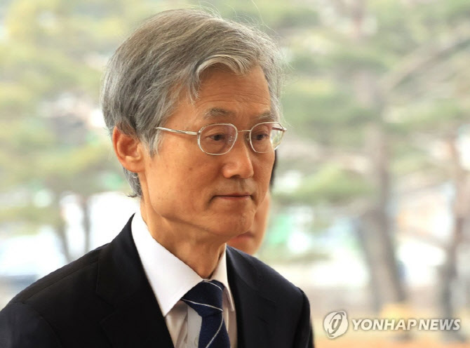 조희대 대법원장, 민주당 '사법개혁 3법'에 "사법제도 근본 틀 바꿔" 우려