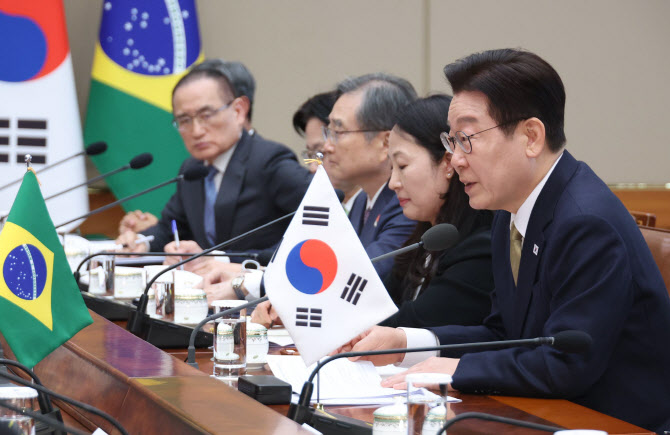 李 “국가대표 여러분 고생 많았다”…동계올림픽 선수단에 감사