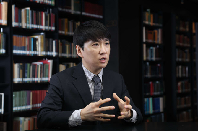AI가 인간을 넘는 시대…KAIST, 칸트의 질문으로 ‘AI 기준선’ 설계 나섰다