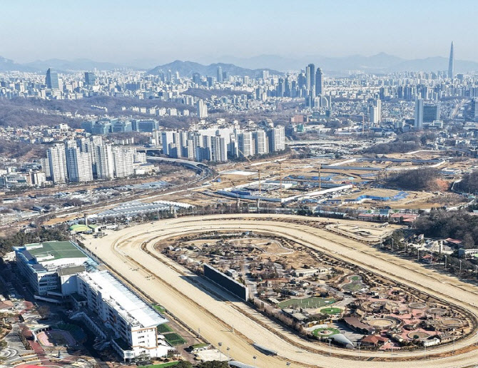 과천 경마장 이전 ‘독일까, 약일까’…여야 갑론을박