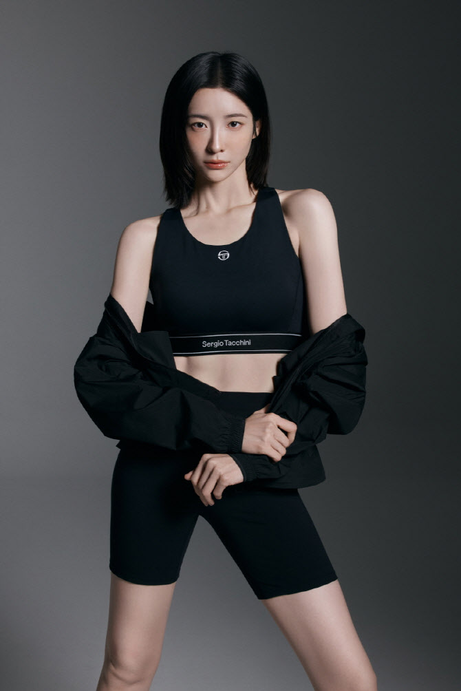 세르지오 타키니, 박지현 스프링 화보 공개…웰니스 라인 강화