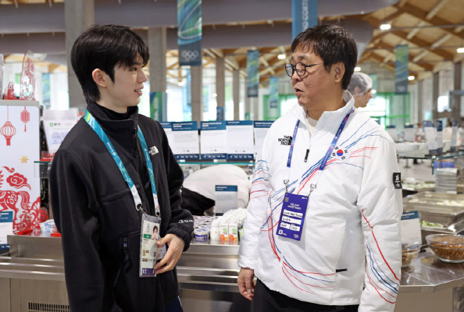 '금의환향' 밀라노 동계올림픽 선수단 환영회…최휘영 장관 참석