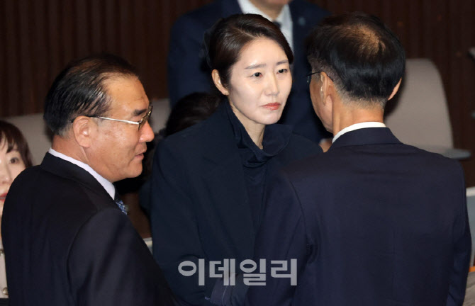 '1억 공천헌금 의혹' 강선우 체포동의안 가결