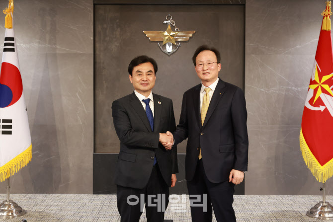 국민은행, 국방부와 군 장기복무 간부 위한 업무협약 체결