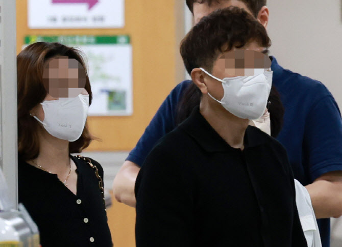 '박수홍 출연료 수십억 횡령' 친형, 대법서 징역 3년6개월 확정