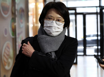 상설특검 기소에 김동희 검사 "증거·법리 무시한 답정 기소"