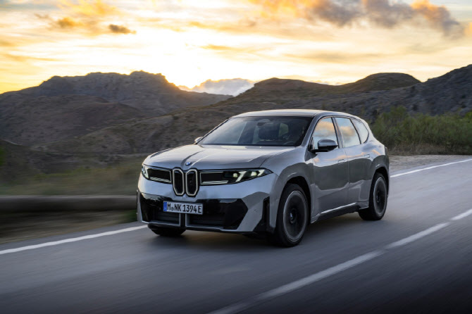 더 뉴 BMW iX3, 유럽·미국 등 전 세계 주요 자동차 어워즈 수상