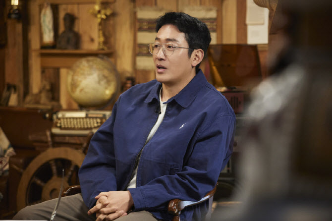 '강호동네서점' 첫번째 손님은 하정우…"가장 후회되는 선택? 잘못된 투자"