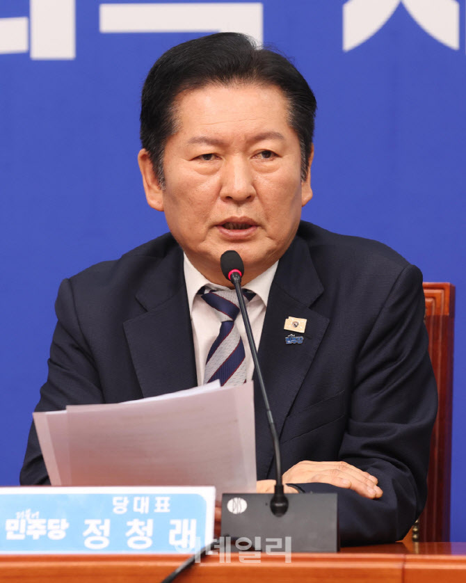 정청래 “조희대, 8·16 사법 독립운동가냐”…사퇴 촉구