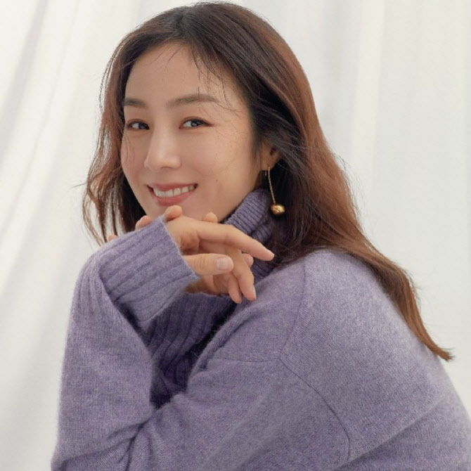 '이휘재♡' 문정원, 캐나다 이사→4년 만의 SNS 재개…쌍둥이 모습까지