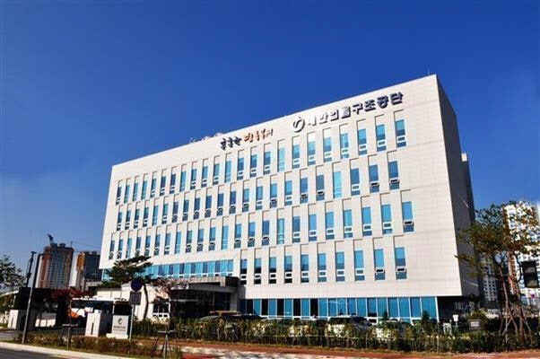 살짝 스치고 보험처리 요구…法 "손해배상 책임 없어"