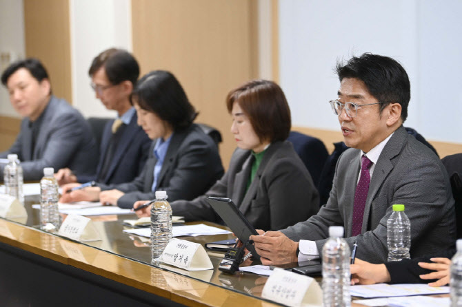 기름값 급등에···정부, ‘석유가격 안정화·불법 유통’ 특별점검