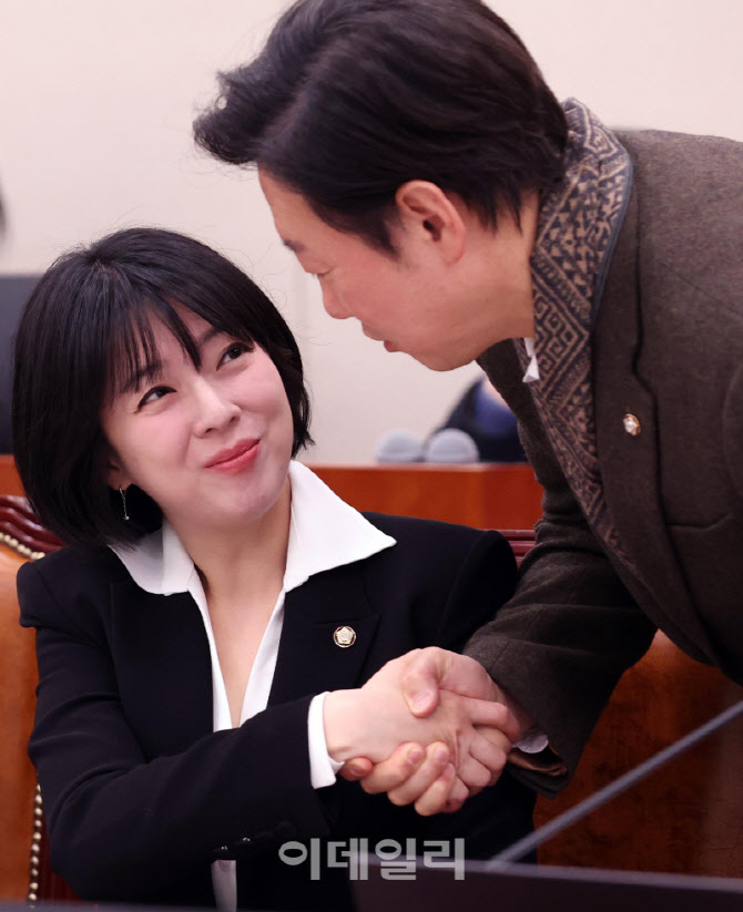 [포토]'악수하는 배현진-박수민'
