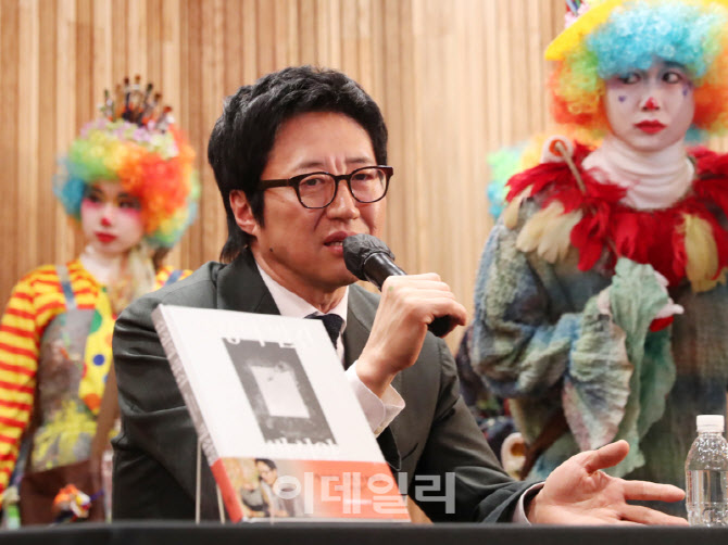 [포토] 박신양의 전시쑈: 제4의 벽