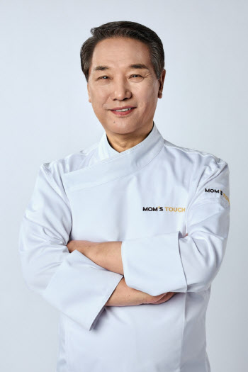 피클 대신 궁채…58년 중식 내공 `후덕죽 버거` 나온다