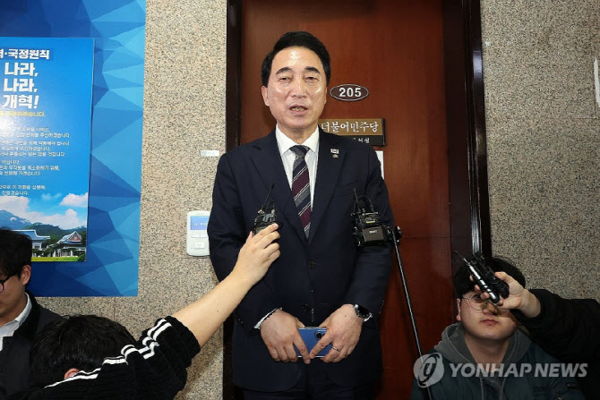 與박수현 “산업화 시대 소외된 충청 끝내고 AI 시대 기회로”