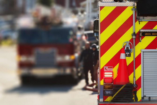 인천 연희동 빌라서 불…캠핑용 배터리에서 발화