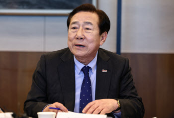 중기부, 김기문 회장 '연임 제한 폐지' 제동..."권력 집중 우려" [only이데일리]