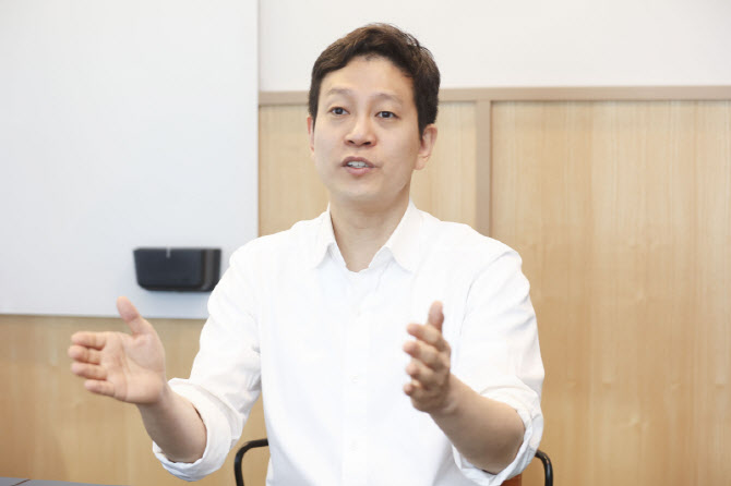 루센트블록 7전8기 “혁신 포기 안해…조각투자 거래소 재도전”