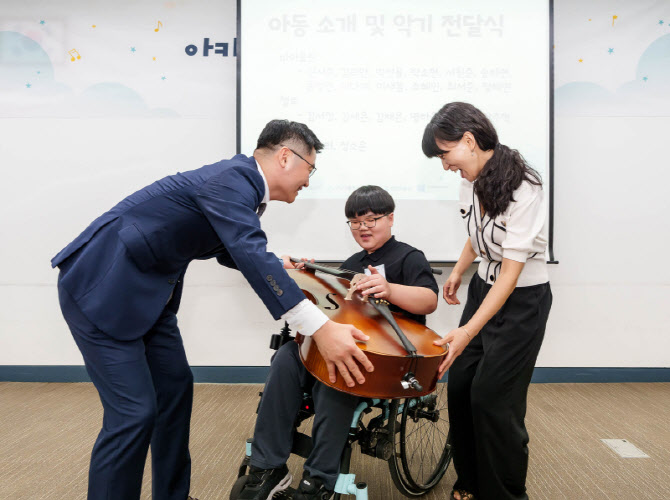 상상인그룹, 아동용 전동휠체어 지원 결실…"건강보험 지원 확대 환영"