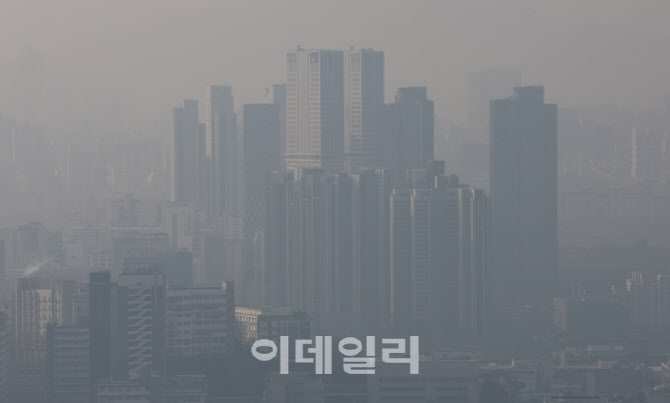 내일 아침도 꽃샘추위, 낮엔 영상권…전국 미세먼지 '나쁨'[내일날씨]