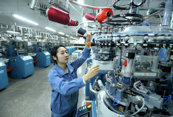 “쉬어야 돈도 쓰지”…中 양회서 휴일 확대 화두 올라