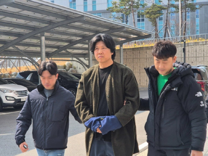 두 달 쫓았는데…‘대마 흡입’ 김바다 구속영장 기각, 왜