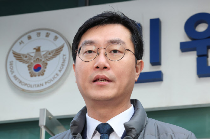"거짓말탐지기 해달라"…'성추행 의혹' 장경태 의원 수사심의위 요청