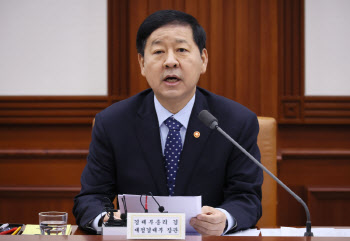 구윤철 "석유 최고가격제, 1800원되면 취소"
