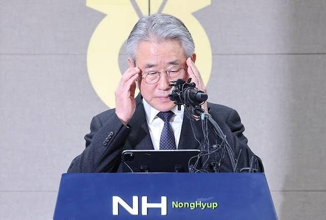 강호동 농협회장 대국민 사과…사퇴 요구는 일축