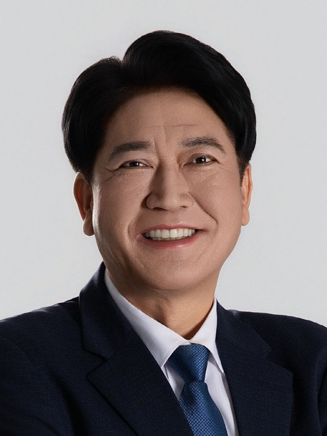 혁신당, 안광호 전 인천경제청 본부장 '1호 인재' 영입